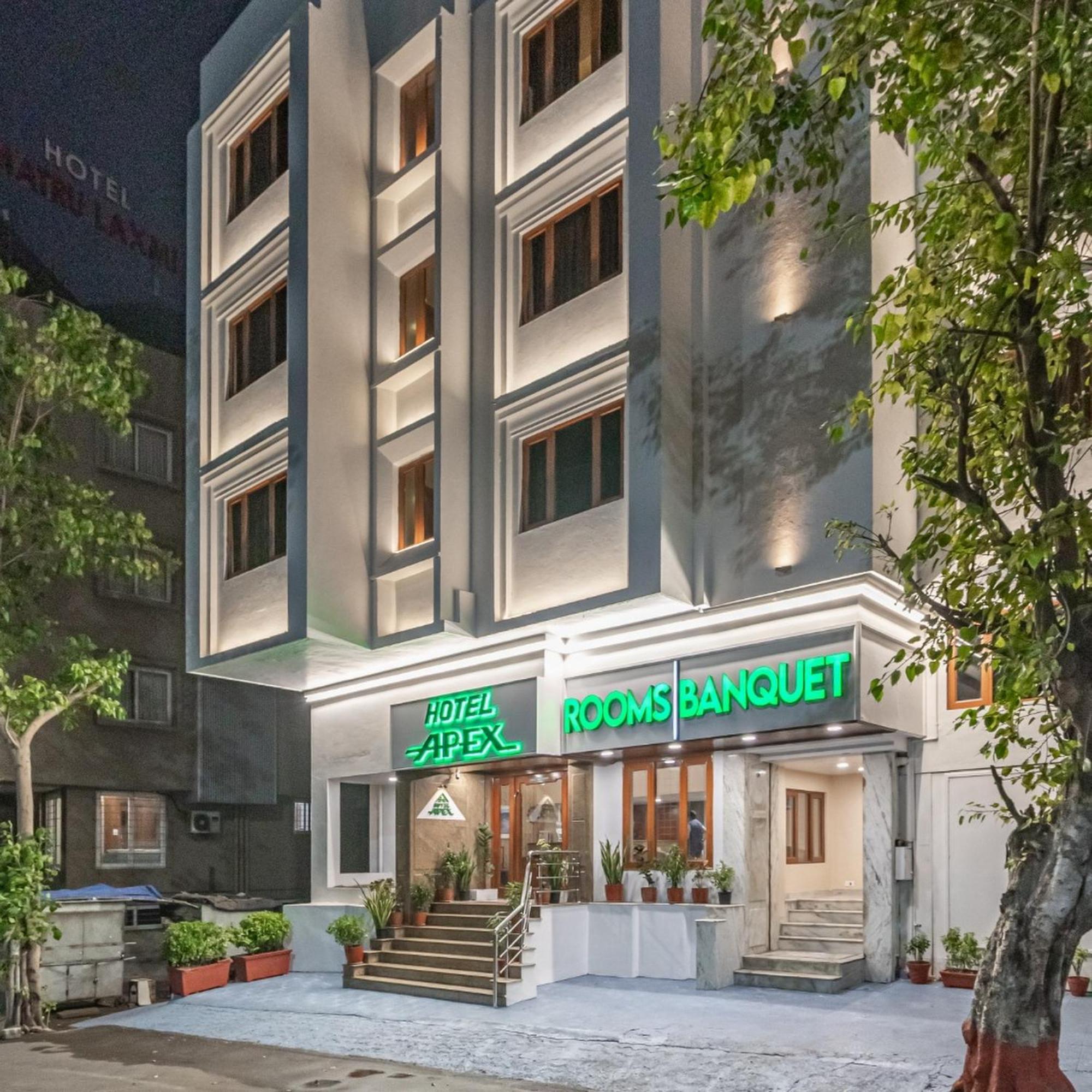 Hotel Apex สุรัต ภายนอก รูปภาพ