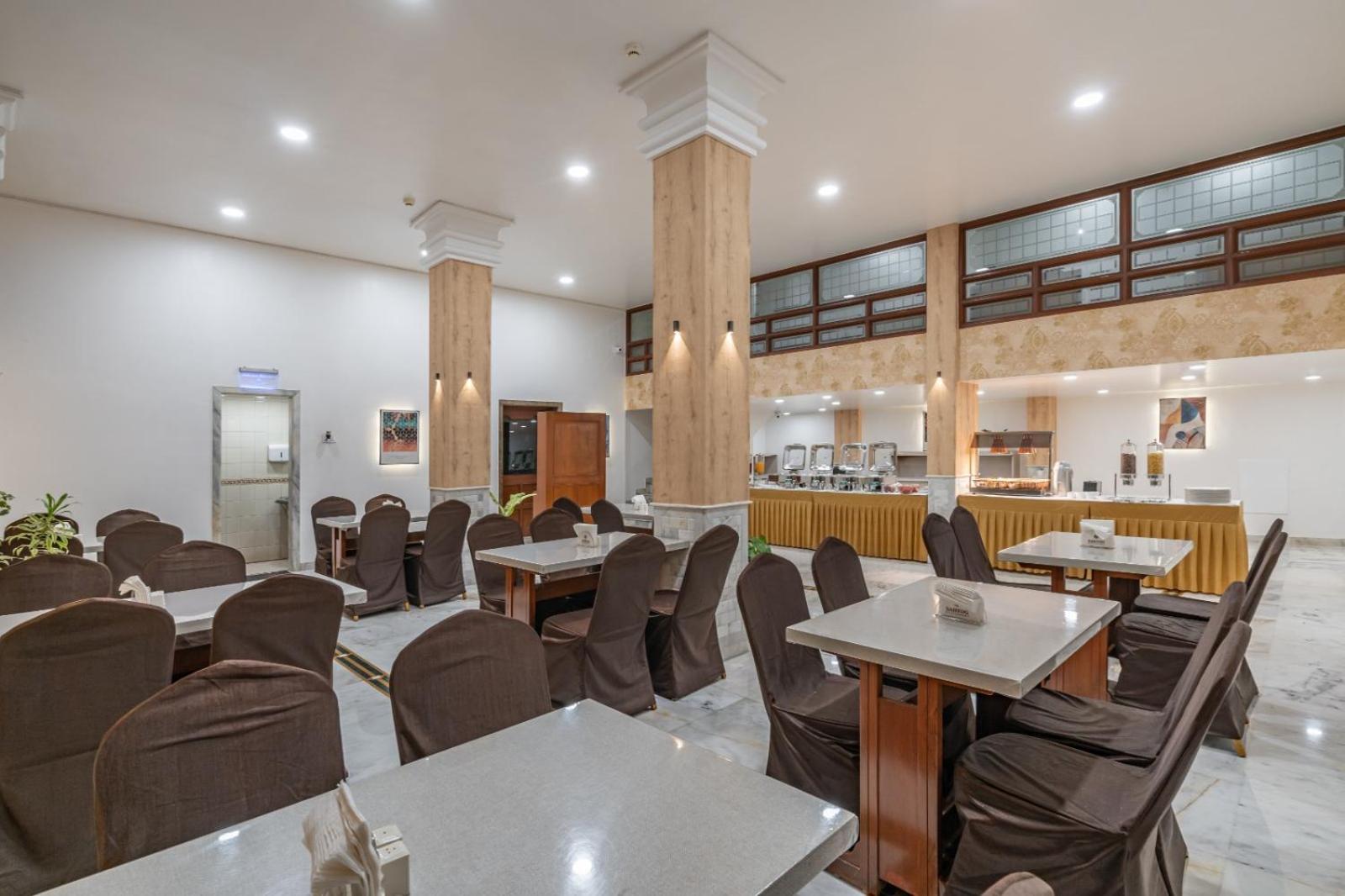 Hotel Apex สุรัต ภายนอก รูปภาพ