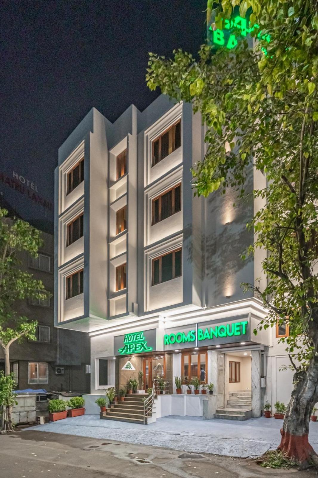 Hotel Apex สุรัต ภายนอก รูปภาพ