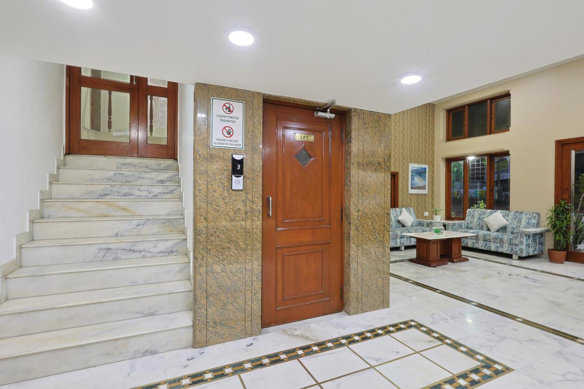 Hotel Apex สุรัต ภายนอก รูปภาพ