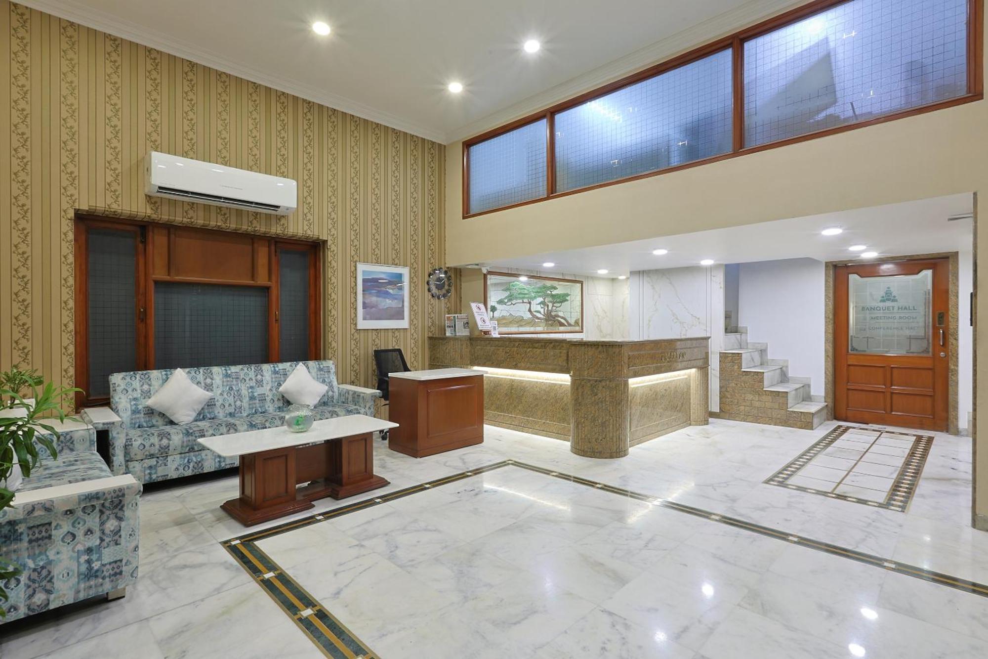 Hotel Apex สุรัต ภายนอก รูปภาพ