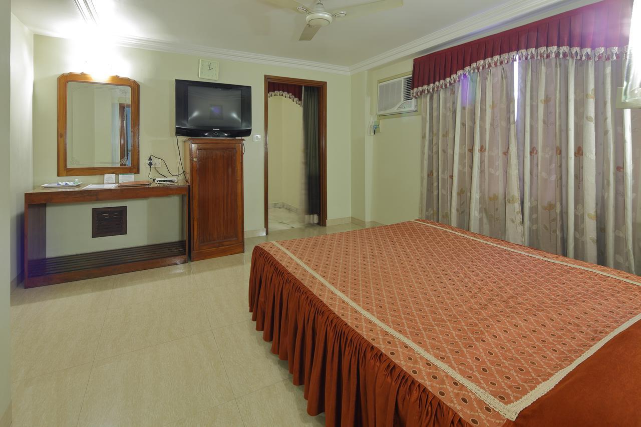 Hotel Apex สุรัต ภายนอก รูปภาพ